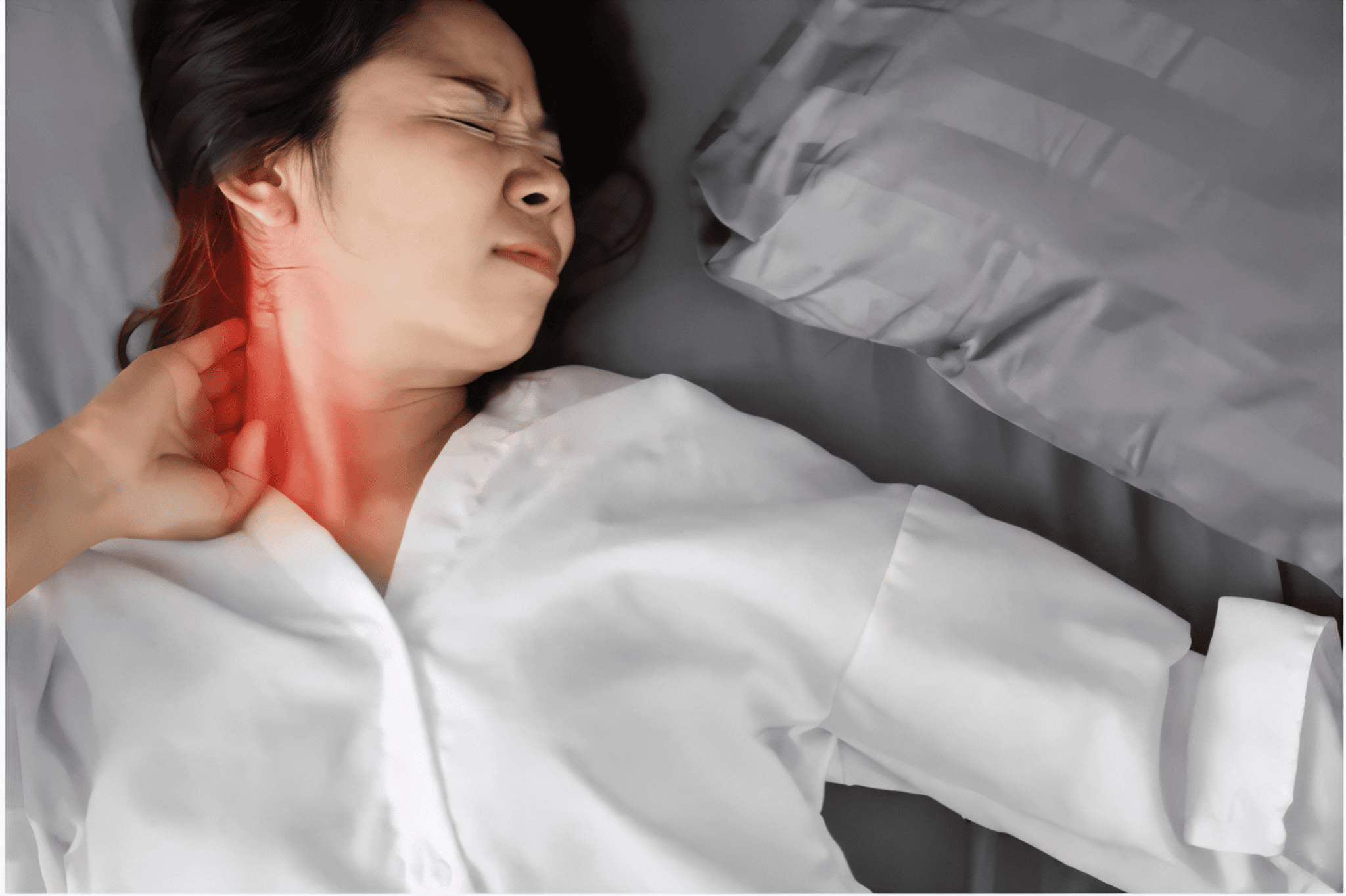 首を寝違えてしまった女性
