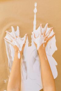 実際の施術ではプラセボ効果も利用する