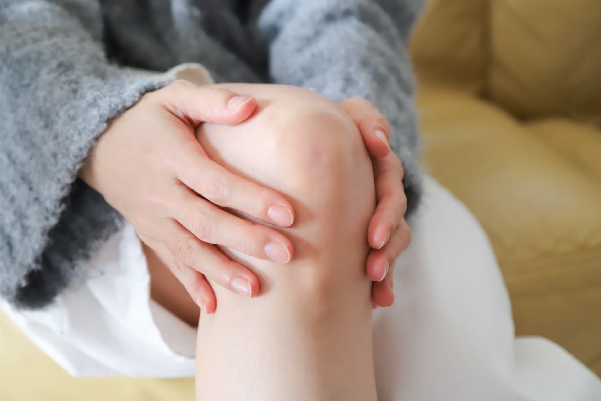 【産後の膝の痛み】出産後のホルモンバランスを整える整体