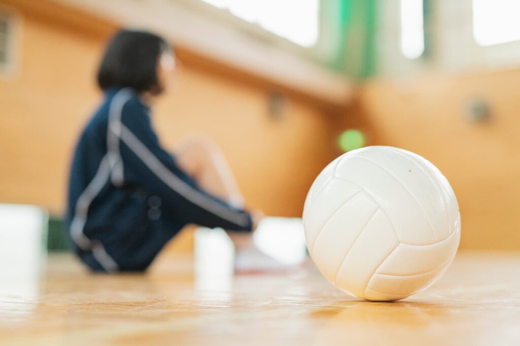 部活女子必見！O脚は「生理痛」も悪化させる