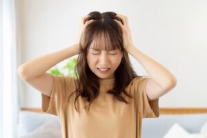 【動画】検査で異常なしでも続く痛み：神経系の「防御モード」を解除し、回復へ導くシステムフォーカス